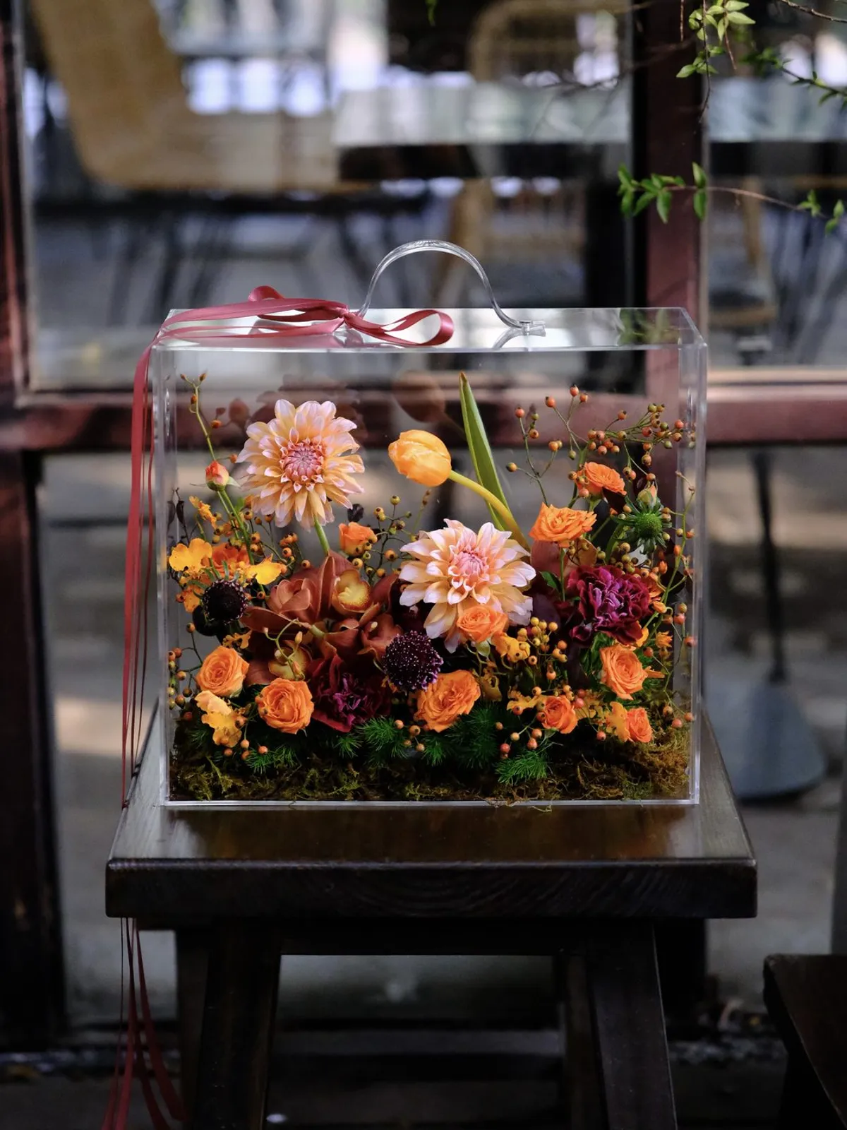 Trưng Bày Hoa Tulip: Những Điều Cần Biết Để Không Gian Thêm Nét Duyên — ảnh minh hoạ 5
