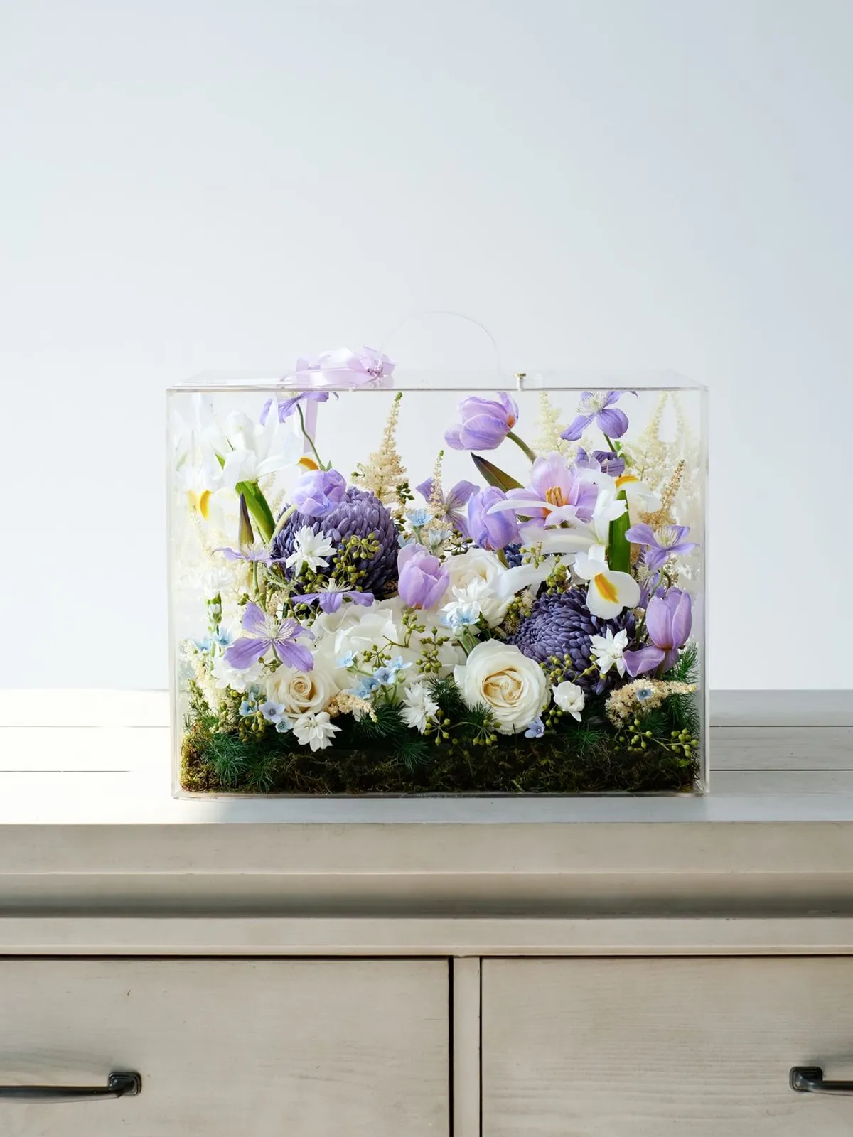 Hoa Clematis Cho Dịp Chúc Mừng Khai Trương: Giải Đáp Những Thắc Mắc Thường Gặp